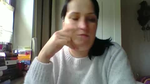 Snapshot of _squirty_pussyyy_ chatting on 12/19/25, 01:07 Melisa online show from 12/19/25, 01:07