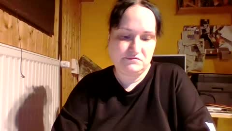 Snapshot of _squirty_pussyyy_ chatting on 06/24/26, 11:42 Melisa online show from 06/24/26, 11:42