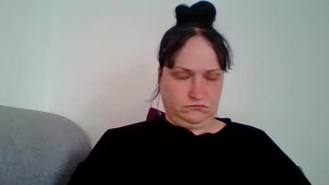Snapshot of _squirty_pussyyy_ chatting on 07/07/26, 04:22 Melisa online show from 07/07/26, 04:22