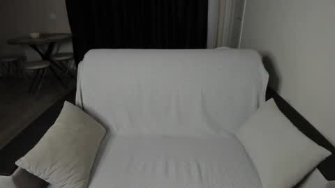 Snapshot of _stager_ chatting on 02/12/25, 04:33 MARKPVT IS OPEN online show from 02/12/25, 04:33