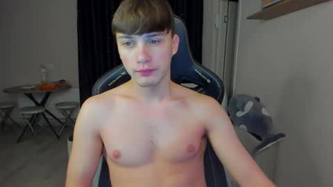 MARKPVT IS OPEN online show from 12/23/25, 04:21