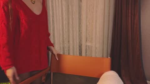 Snapshot of _stella_rose_ chatting on 12/03/24, 01:19 Stella online show from 12/03/24, 01:19