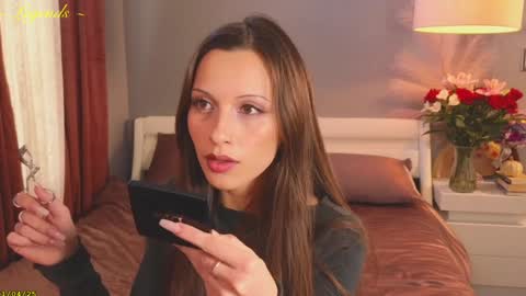 Snapshot of _stella_rose_ chatting on 01/04/25, 09:31 Stella online show from 01/04/25, 09:31