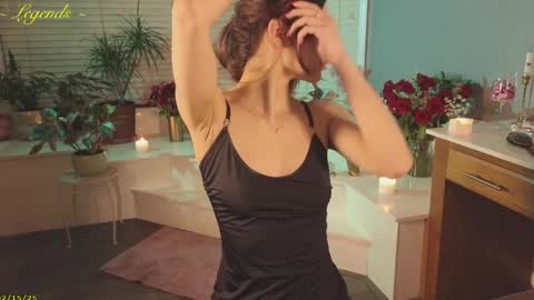 Snapshot of _stella_rose_ chatting on 02/16/25, 02:31 Stella online show from 02/16/25, 02:31