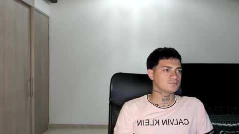 Snapshot of _stephan__ chatting on 03/04/26, 01:33 Stephan online show from 03/04/26, 01:33