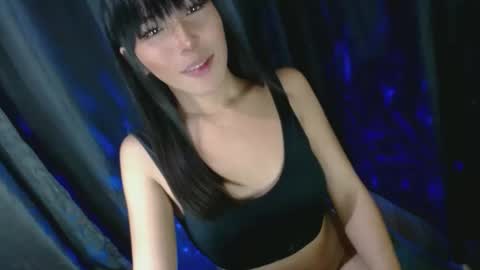 Eilachloe online show from 12/25/24, 06:09