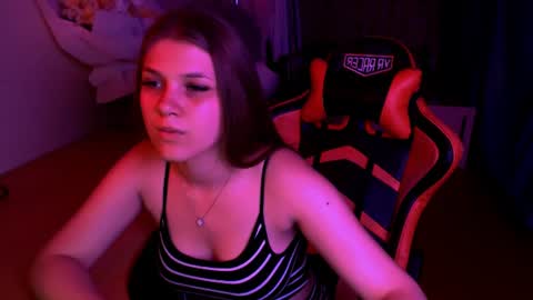 Snapshot of _sweet_foxy_ chatting on 06/11/26, 07:56 Mari online show from 06/11/26, 07:56