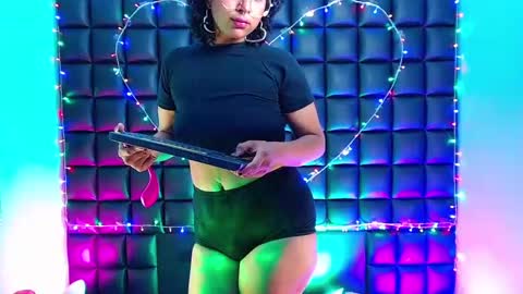 Kuromi online show from 12/22/24, 08:05