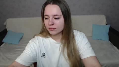 Snapshot of _sweet_lana_ chatting on 12/12/24, 05:31 Lana online show from 12/12/24, 05:31