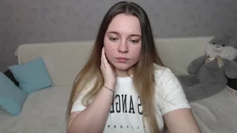 Snapshot of _sweet_lana_ chatting on 02/26/25, 12:03 Lana online show from 02/26/25, 12:03