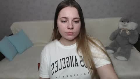 Snapshot of _sweet_lana_ chatting on 03/07/25, 12:23 Lana online show from 03/07/25, 12:23