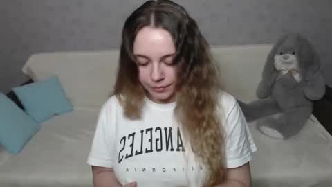 Snapshot of _sweet_lana_ chatting on 03/08/25, 11:05 Lana online show from 03/08/25, 11:05