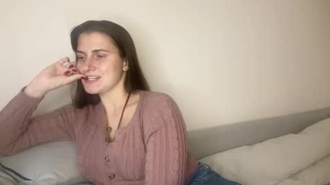 Snapshot of _sweet_lora chatting on 11/24/25, 09:25 You can call me Lora online show from 11/24/25, 09:25