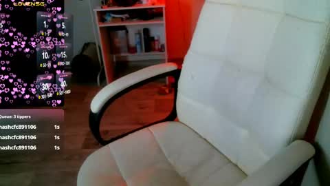 Snapshot of _sweet_ruby_ chatting on 02/15/25, 02:33 Milana welcome to my world online show from 02/15/25, 02:33