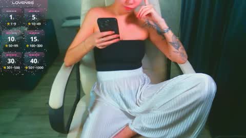 Snapshot of _sweet_ruby_ chatting on 02/18/26, 07:59 Milana welcome to my world online show from 02/18/26, 07:59