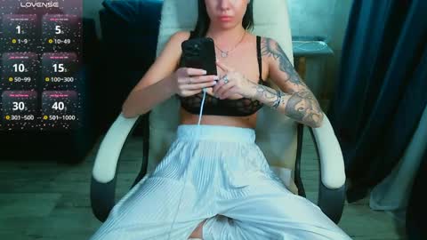 Milana   welcome to my world  online show from 04/01/26, 01:41