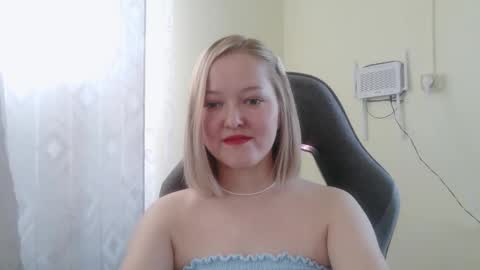 _sweet_smile_ online show from 09/16/25, 10:27