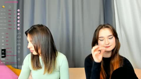 Teona and Annred hair online show from 12/22/24, 05:56