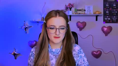 Snapshot of _tessa_moon chatting on 02/18/26, 09:11 _tessa_moon online show from 02/18/26, 09:11