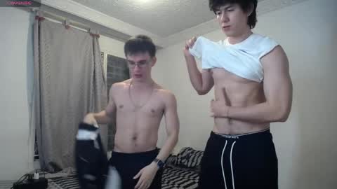 Scot y Patrick online show from 04/21/26, 01:42