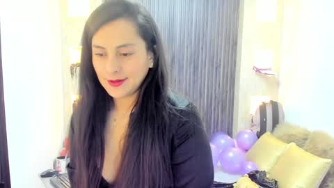 Snapshot of _tiffany_queen chatting on 01/29/25, 06:18 Stefania online show from 01/29/25, 06:18