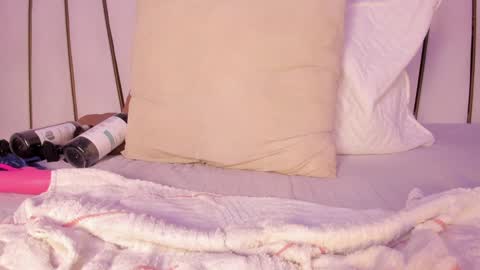 Rousse  online show from 02/03/25, 10:43