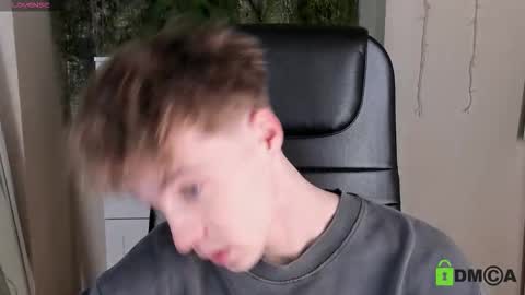 Snapshot of _tokyo_ghoul chatting on 02/20/26, 10:16 _tokyo_ghoul online show from 02/20/26, 10:16