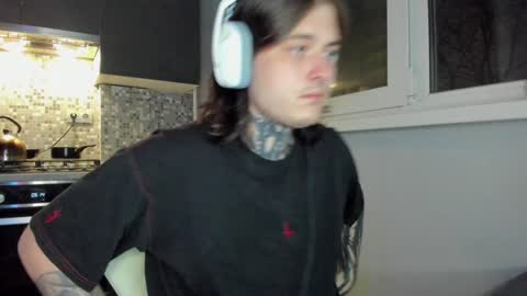 Snapshot of _torfin_ chatting on 12/01/24, 11:36 _torfin_ online show from 12/01/24, 11:36