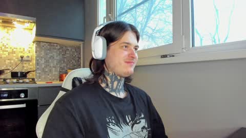 Snapshot of _torfin_ chatting on 12/10/24, 06:44 _torfin_ online show from 12/10/24, 06:44