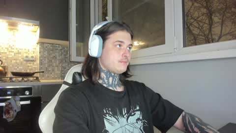 Snapshot of _torfin_ chatting on 12/14/24, 09:24 _torfin_ online show from 12/14/24, 09:24