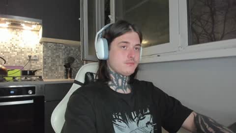 Snapshot of _torfin_ chatting on 12/19/24, 12:34 _torfin_ online show from 12/19/24, 12:34