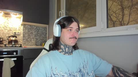 Snapshot of _torfin_ chatting on 01/12/25, 04:21 _torfin_ online show from 01/12/25, 04:21