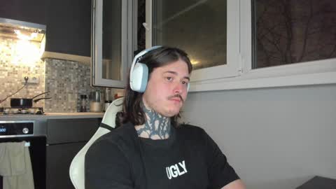 Snapshot of _torfin_ chatting on 01/17/25, 06:54 _torfin_ online show from 01/17/25, 06:54