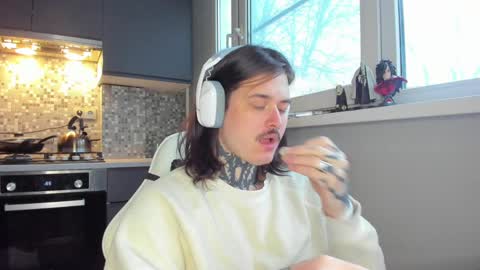 Snapshot of _torfin_ chatting on 02/11/25, 06:30 _torfin_ online show from 02/11/25, 06:30