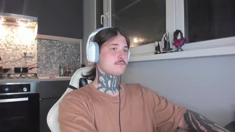 Snapshot of _torfin_ chatting on 02/14/25, 07:02 _torfin_ online show from 02/14/25, 07:02