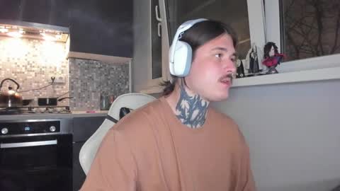 Snapshot of _torfin_ chatting on 02/14/25, 10:47 _torfin_ online show from 02/14/25, 10:47