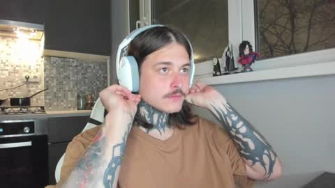 Snapshot of _torfin_ chatting on 02/15/25, 07:06 _torfin_ online show from 02/15/25, 07:06