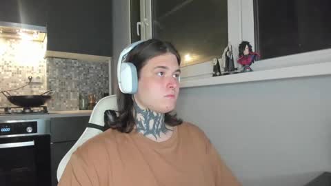 Snapshot of _torfin_ chatting on 02/16/25, 07:05 _torfin_ online show from 02/16/25, 07:05