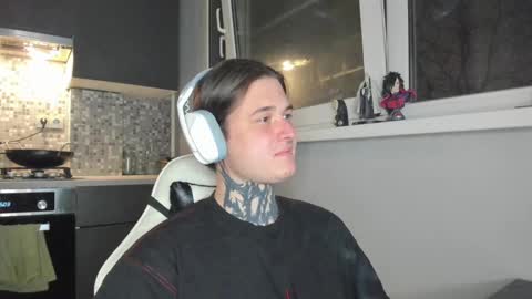 Snapshot of _torfin_ chatting on 02/24/25, 06:58 _torfin_ online show from 02/24/25, 06:58