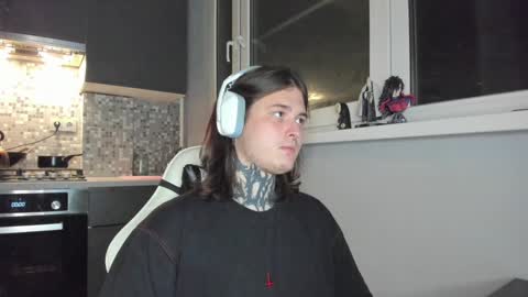 Snapshot of _torfin_ chatting on 03/04/25, 01:34 _torfin_ online show from 03/04/25, 01:34