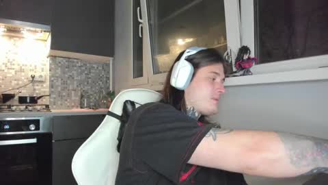 Snapshot of _torfin_ chatting on 03/06/25, 03:24 _torfin_ online show from 03/06/25, 03:24