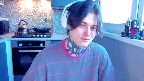 Snapshot of _torfin_ chatting on 02/03/26, 06:40 _torfin_ online show from 02/03/26, 06:40