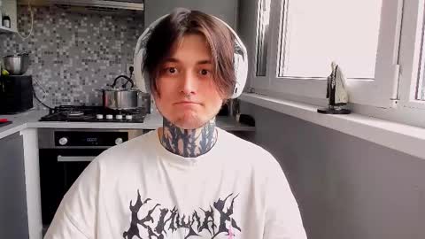 Snapshot of _torfin_ chatting on 02/19/26, 09:05 _torfin_ online show from 02/19/26, 09:05