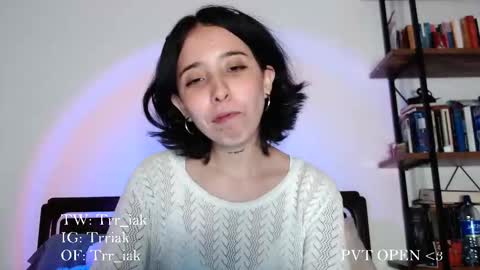 luna online show from 11/21/25, 12:54