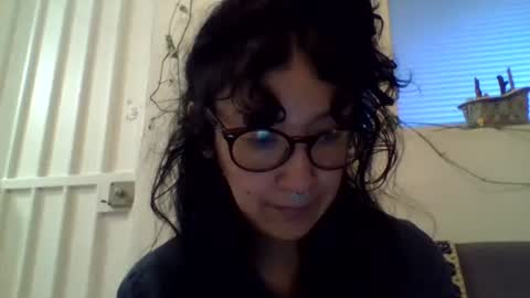 _tutti_frutti_ online show from 01/10/25, 12:17