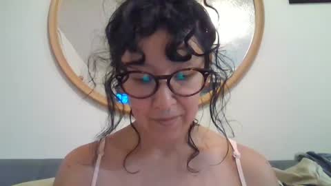 _tutti_frutti_ online show from 10/17/25, 12:14