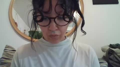 _tutti_frutti_ online show from 11/15/25, 04:43