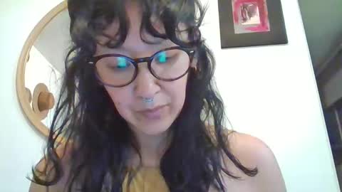 _tutti_frutti_ online show from 11/21/25, 03:27