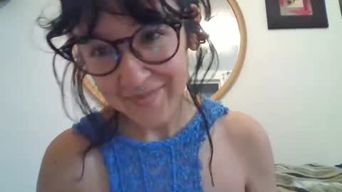 _tutti_frutti_ online show from 12/01/25, 12:15