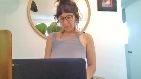 _tutti_frutti_ online show from 05/16/26, 09:13